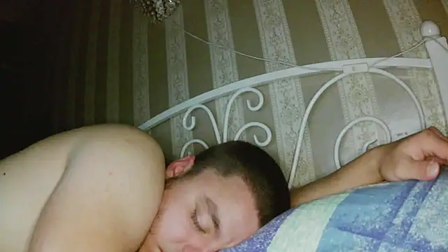 Yashaxn Webbikameraesitys