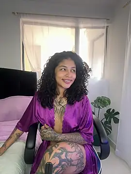 juli_rosse's Webcam Show