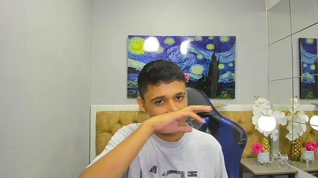 Antrax_18_ Webcam-Show