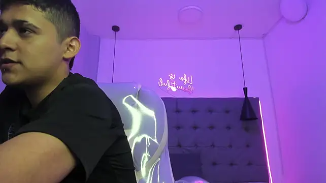 Antrax_18_'s Webcam Show