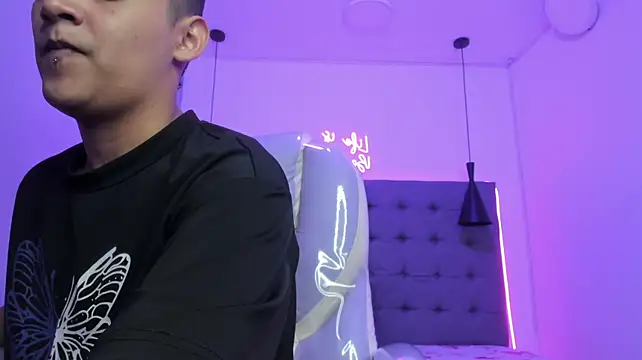 Antrax_18_ webcam show