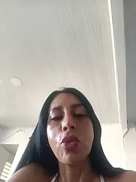 kenia_castro1 Live XXX-Chat