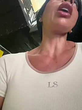عرض كام kenia_castro1