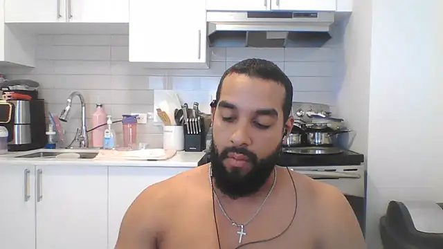 Dominicanolove webcam show