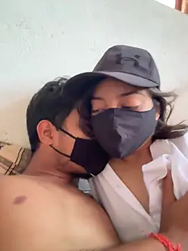Nidhi747 Show in webcam