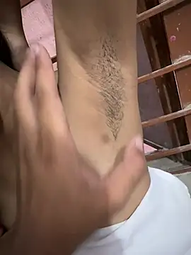 Nidhi747's Webcam Show