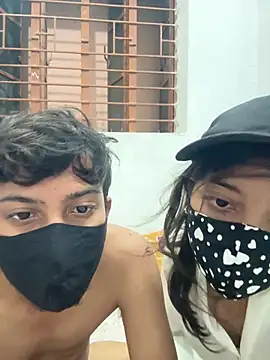 عرض كام Nidhi747