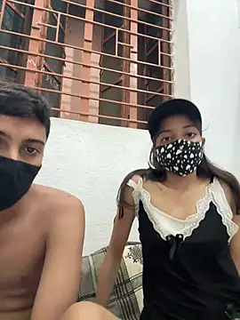 عرض كام Nidhi747