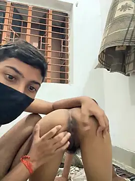 Nidhi747n Webbikameraesitys
