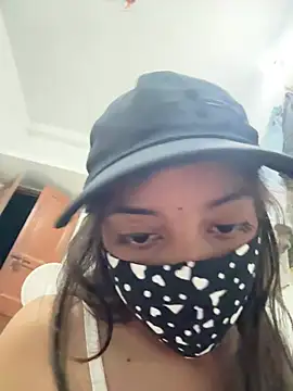 Nidhi747 Webcam Show