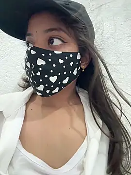 Nidhi747 Adlı Modelin Web Kamerası Şovu