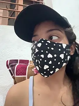 Nidhi747's Live Sex Cam Show