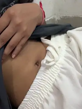 Nidhi747n Webbikameraesitys