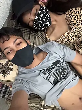 Nidhi747 Adlı Modelin Web Kamerası Şovu