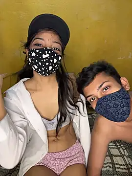 Nidhi747 Webcam show