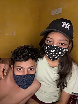 Nidhi747's Webcam Show