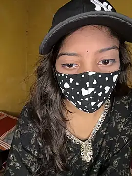 Nidhi747 Webcam-Show