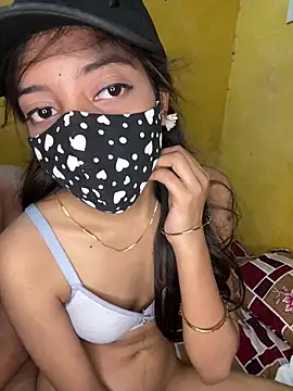 Nidhi747のライブXXXチャット