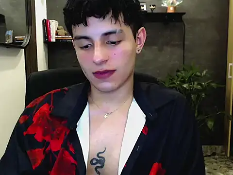 הופעת וובקאם של Little_Shotta