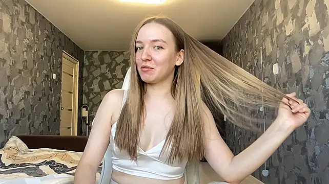 MerryVocu webcam show