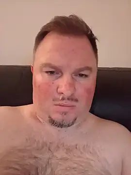 JdaddyGirthy Webcam-Show