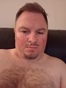 Webkamerová show JdaddyGirthy