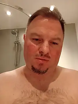 JdaddyGirthy Webcamshow
