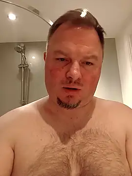 Show de JdaddyGirthy na webcam