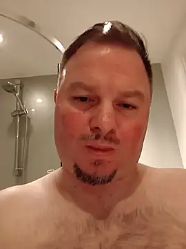 JdaddyGirthy Webcamshow