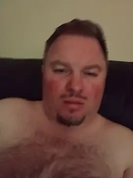 Pokazy przed kamerką – JdaddyGirthy