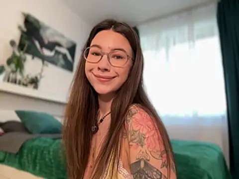 maryfae Show in webcam