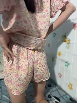 Vy-Baby 网络视讯表演
