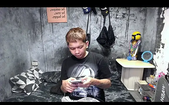 asianboi1111 Show Webcam