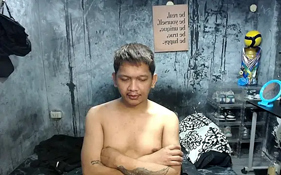 asianboi1111 Pertunjukan Webcam