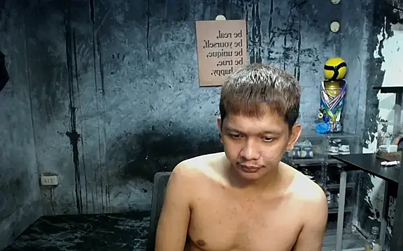 asianboi1111 Pertunjukan Webcam