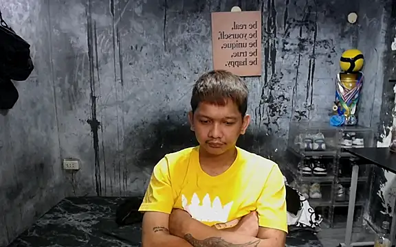 asianboi1111 网络视讯表演