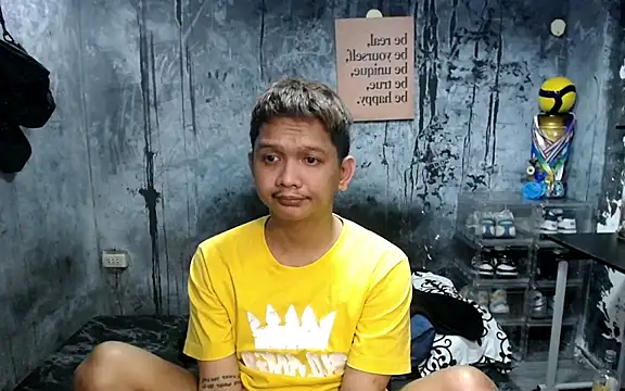 asianboi1111 Pertunjukan Webcam