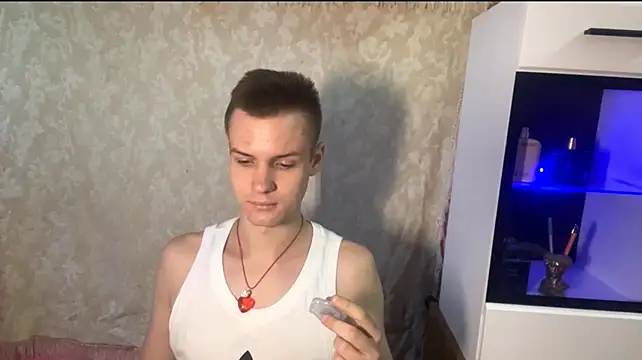 Show modela BigBabyMax na web-kameri