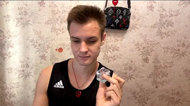 Webkamerová show BigBabyMax