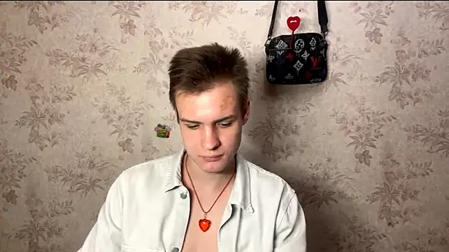 Pokazy przed kamerką – BigBabyMax