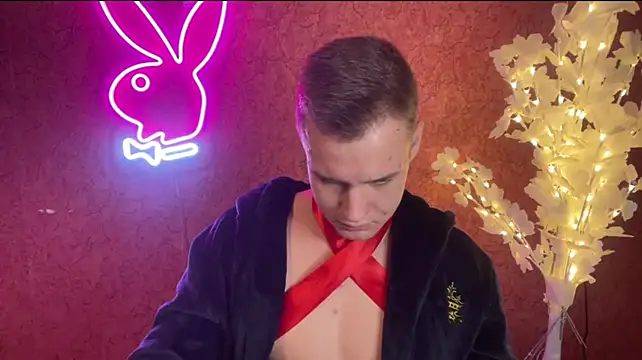 Show modela BigBabyMax na web-kameri