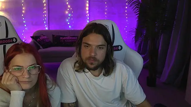 Show modela Noksi_054 na web-kameri