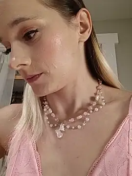 Chat XXX en directo de Chloe_StClaire
