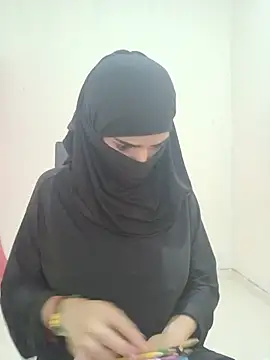 Webkamerová show aisha-faraah