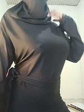 aisha-faraah Show in webcam