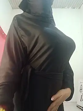aisha-faraah Adlı Modelin Web Kamerası Şovu