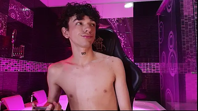 Julisexxy_xl webcam show