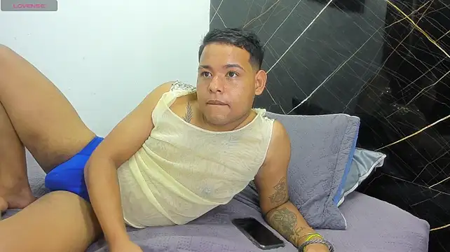 Show de bruno_clark01 na webcam
