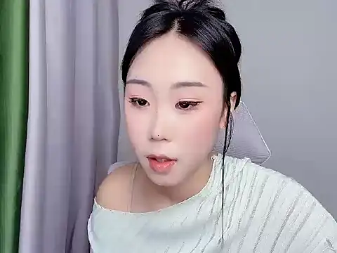 diudiu622 在線直播表演