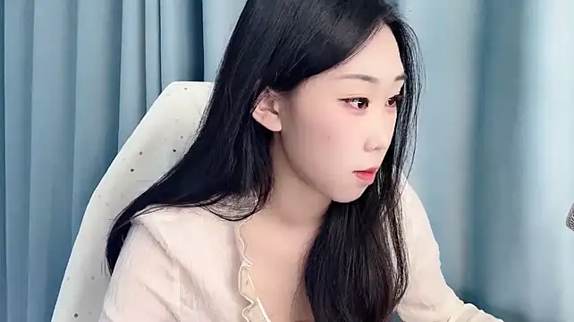 diudiu622 라이브 XXX 채팅